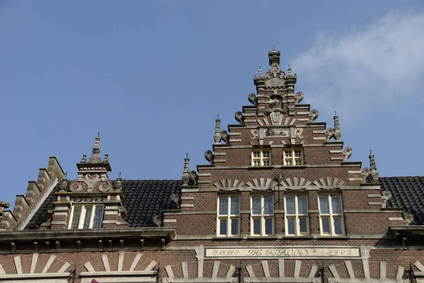 Staffelgiebel Auf Dem Grote Markt Haarlem — Stockfoto