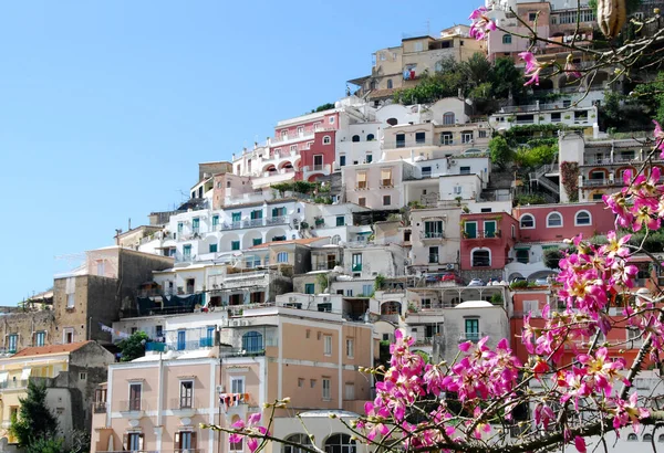 Positano Güney Talya Amalfi Sahili Nde Bir Uçurum Kenarı Köyüdür — Stok fotoğraf