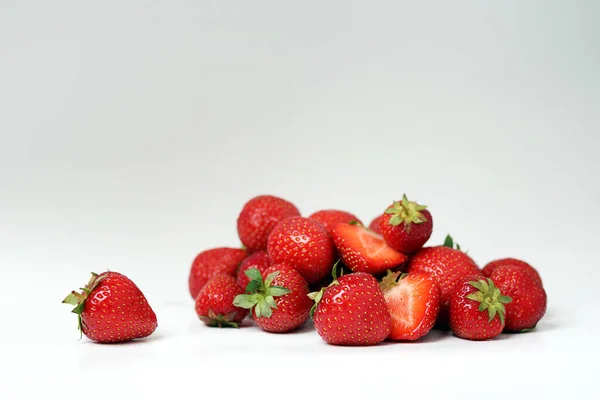 Strawberries Glass Bowl — Stock Photo, Image