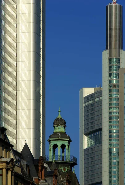 Здания Франкфурта — стоковое фото