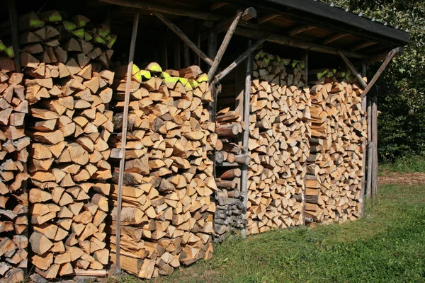 Drewniane Stosy Drewna — Zdjęcie stockowe
