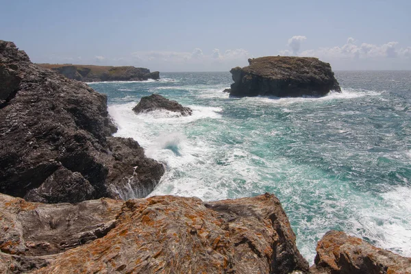 Skaliste Wybrzeże Oceanu Atlantyckiego Lanzarote Wyspy Kanaryjskie Hiszpania — Zdjęcie stockowe