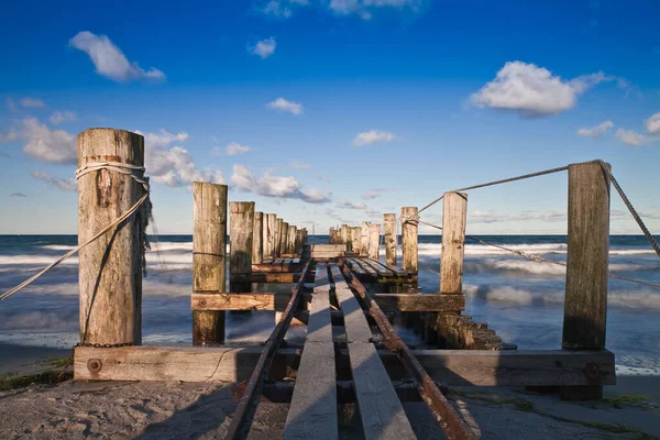 Molo Legno Sul Mare — Foto Stock