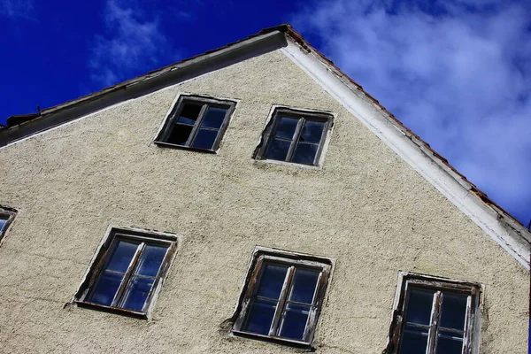 Gavel Från Ett Gammalt Hus — Stockfoto