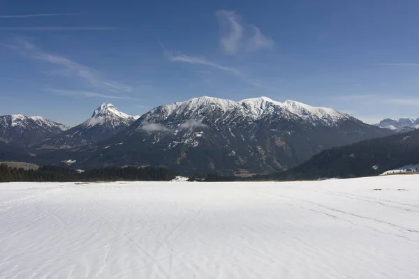 Hermosa Vista Sobre Los Alpes Montañas Fondo —  Fotos de Stock