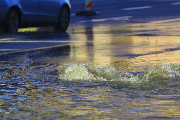 Goccia Acqua Sul Fiume — Foto Stock