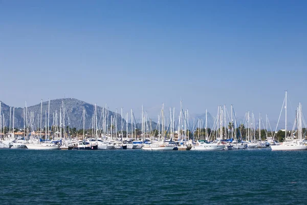 Veduta Del Porto Con Barche Diporto Alcudia Maiorca Isole Baleari — Foto Stock