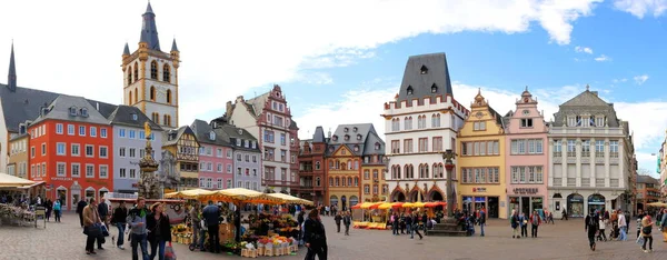 Trierer Hauptmarkt Panorama — Stockfoto