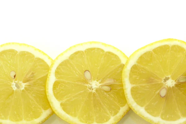 Tři Kousky Citronu Zaměření Detailní Pohled Popředí — Stock fotografie