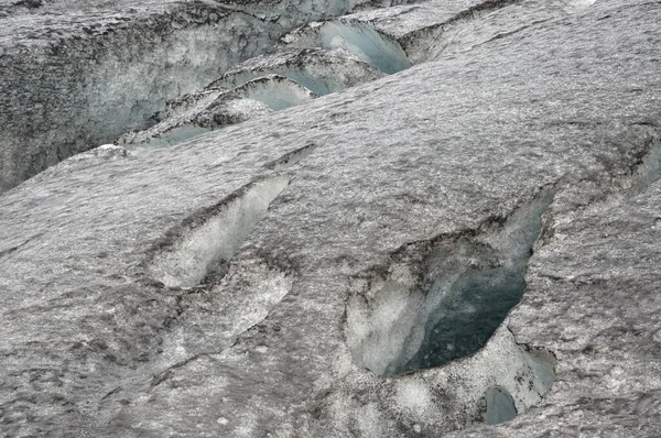 Karla Kaplı Buz Nehir — Stok fotoğraf