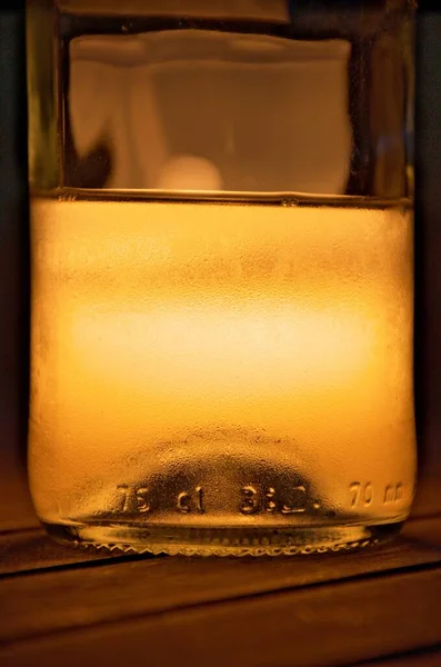 Garrafa Vinho Luz Velas — Fotografia de Stock