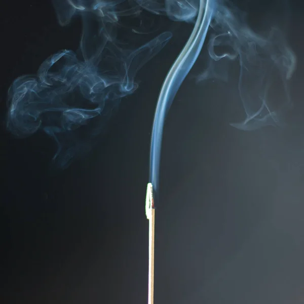 Fumo Uma Vara Incenso — Fotografia de Stock