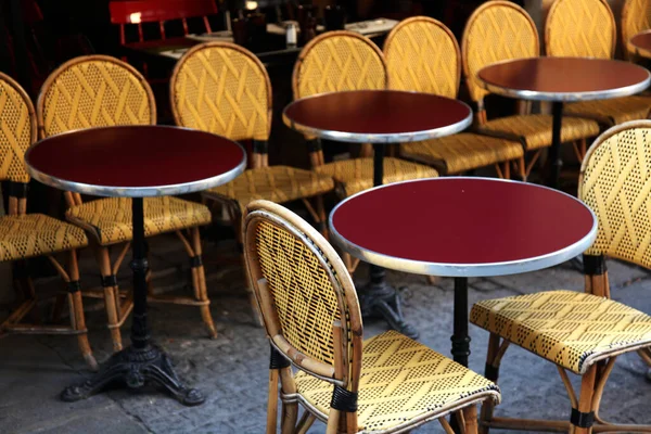 Пустые Стулья Столики Кафе — стоковое фото