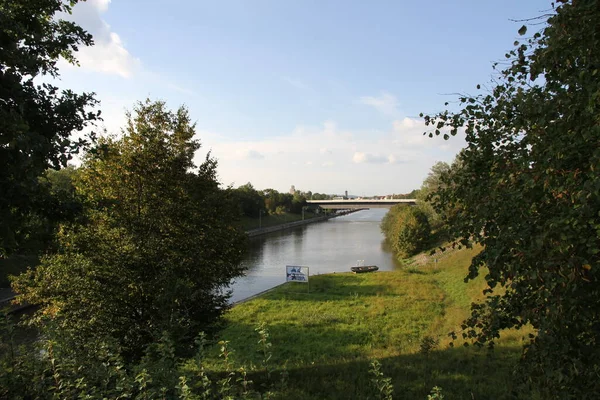 Ren Główny Kanał Dunajski Bambergu — Zdjęcie stockowe