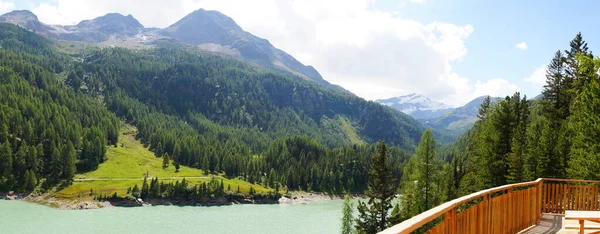 Paisaje Lago Zufritt Tirol Del Sur Panorama — Foto de Stock