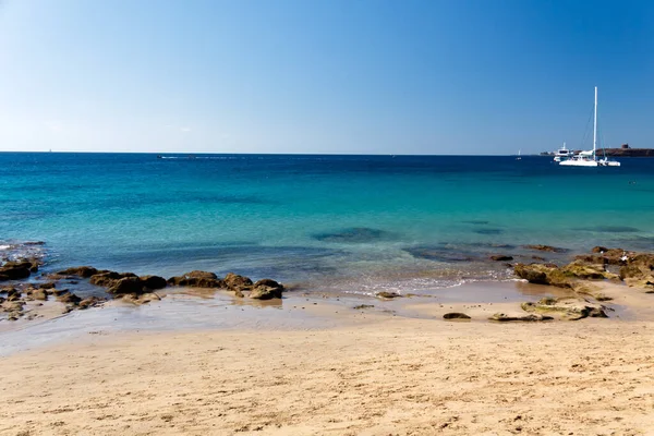 ランサローテにカイトサーファー Caleta Famara — ストック写真