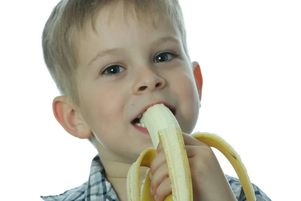 Ragazzo Che Mangia Una Banana — Foto Stock