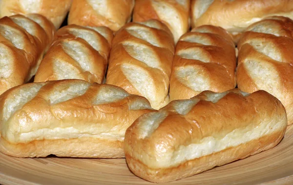 Pão Fresco Assado Mesa — Fotografia de Stock