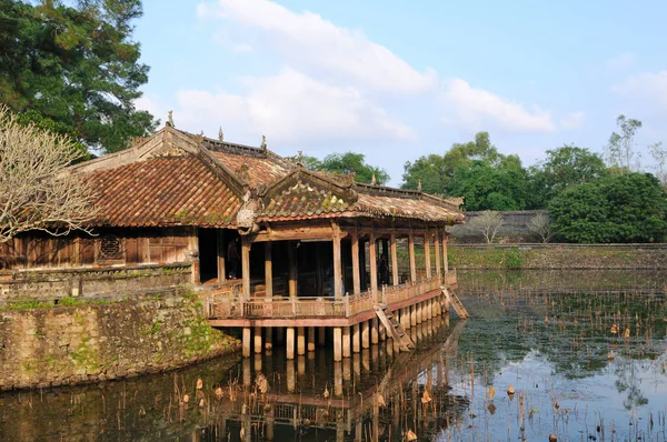Casa Legno Sul Lago Vietnam — Foto Stock