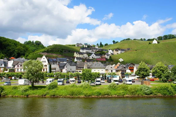 Mosela Río Que Fluye Través Francia Luxemburgo Alemania —  Fotos de Stock