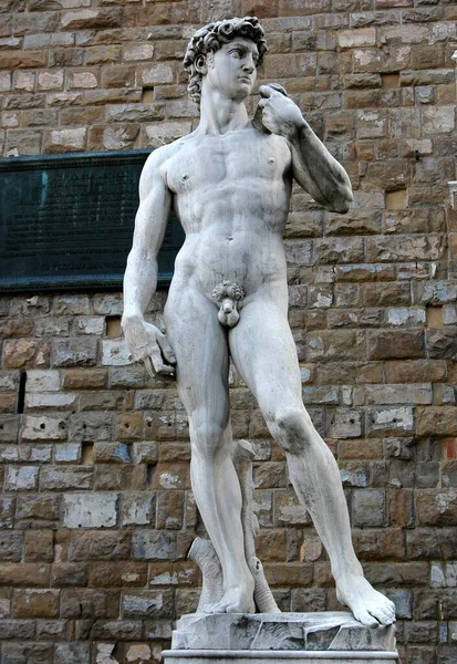 Άγαλμα Του Δαβίδ Από Τον Μιχαήλ Άγγελο Στην Piazza Della — Φωτογραφία Αρχείου