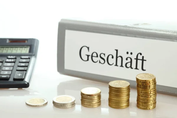 Geschäft Mit Einem Stapel Geld — Stockfoto