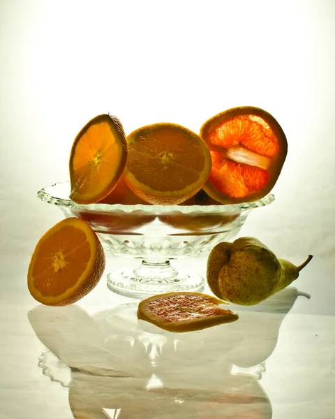 Orange Och Grapefrukt Vit Bakgrund Stockbild