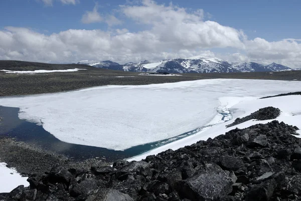 Veriister Bergsee Der Juvasshytta Parque Nacional Jotunheimen Oppland Noruega — Fotografia de Stock