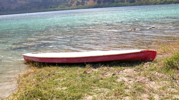 Barca Sul Lago — Foto Stock