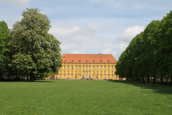 Våren Slottsträdgården — Stockfoto