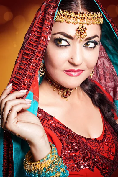Belle Jeune Femme Indienne Vêtements Traditionnels — Photo