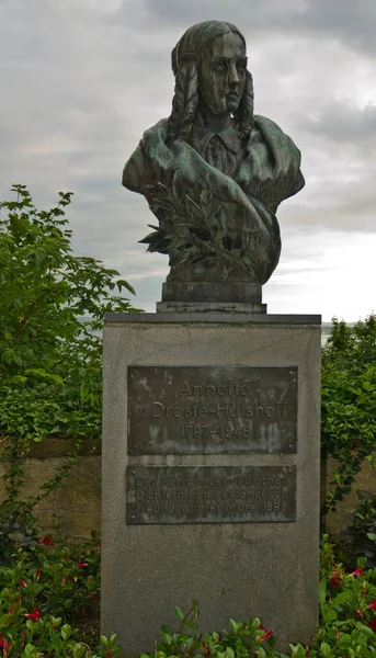 Statue Eines Königs Von Großbritannien — Stockfoto