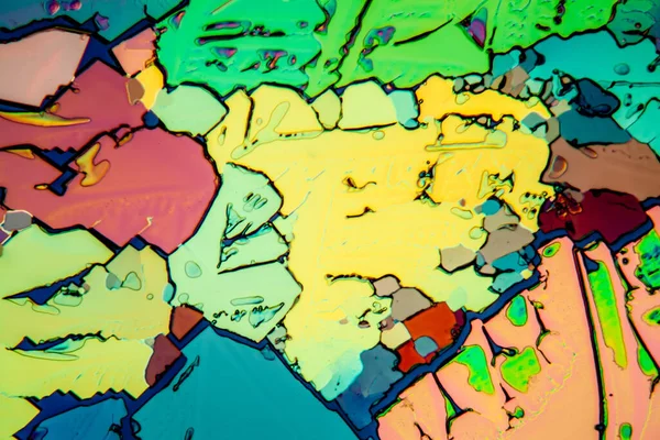 Polarize Işıkta Urea Kristaller 100 Büyütüldü — Stok fotoğraf