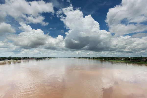 Mekong Asiatiska Floden Mellan Thailand Och Laos Nära Nong Khai — Stockfoto