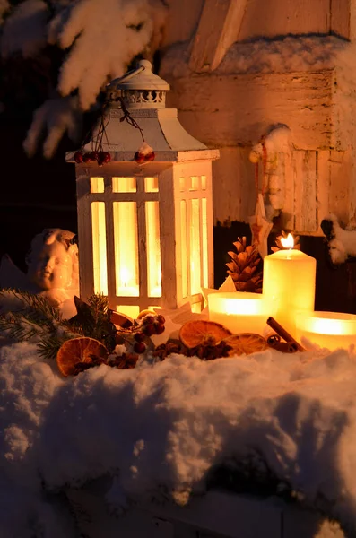 Vista Cerca Hermosas Velas Navidad Decoraciones — Foto de Stock