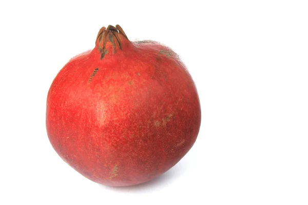 Gammal Granatäpple Punica Granatum Utsätts Mot Vit Bakgrund — Stockfoto