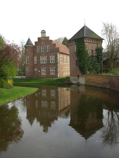 Bij Waterkasteel Gemen — Stockfoto