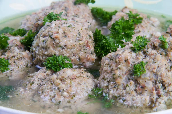 Leckere Hausgemachte Knödelsuppe — Stockfoto