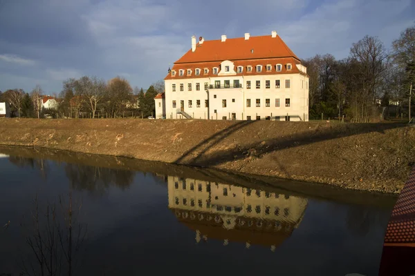 Malerischer Blick Auf Die Majestätische Mittelalterliche Burgarchitektur — Stockfoto