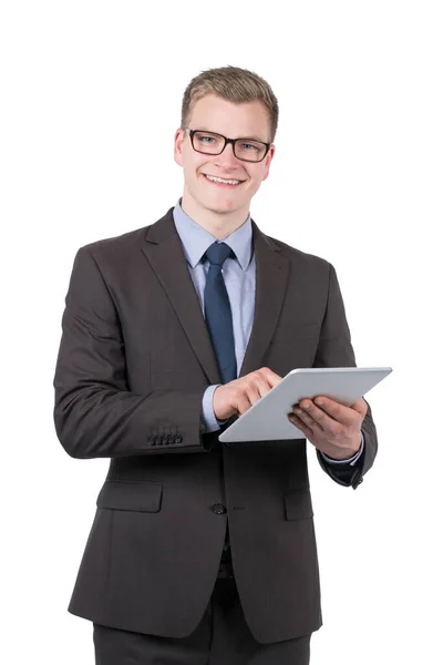 Bild Ist Ein Junger Lächelnder Geschäftsmann Mit Einem Tablet Sehen — Stockfoto