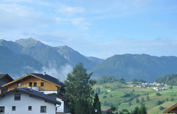 Domy Fiss Tyrolsko Dům Rakousko Krajina Alpské Alpské Hory Hory — Stock fotografie
