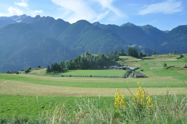 Fields Fiss Tyrol House Austria Landscape Alps Alpine Mountains Mountains — стоковое фото
