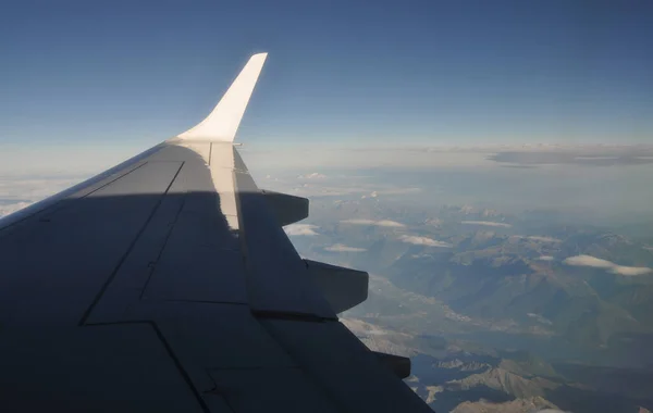 Air Flight Fly Fly Travel Holiday Airplane Wing Cloud Clouds — Φωτογραφία Αρχείου