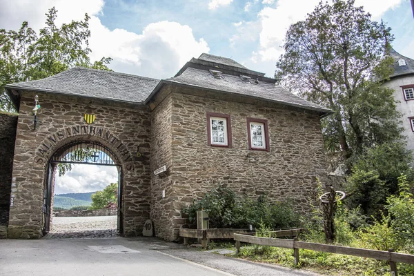 Burg Als Jugendherberge — Stockfoto