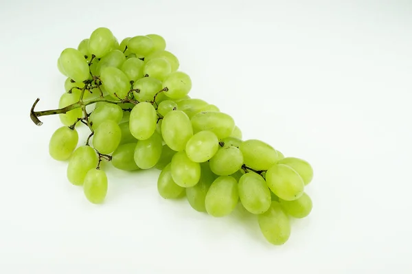 Bouquet Raisins Verts Sur Fond Blanc — Photo