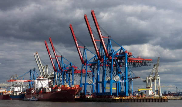 Hamburg Liman Genel Kargo Terminali — Stok fotoğraf