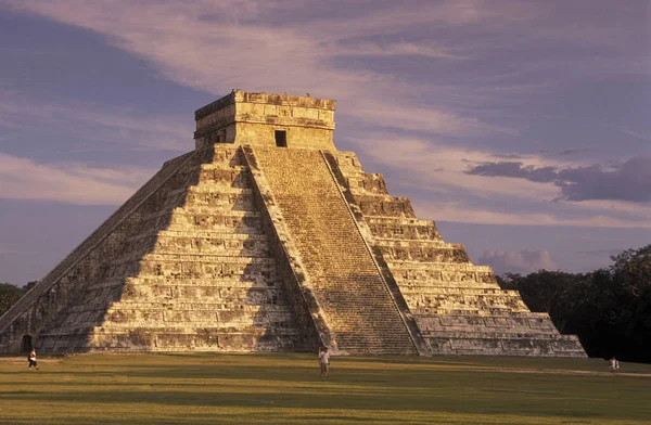 Піраміда Руїн Майя Чічен Іца Штаті Юкатан Півострові Юктан Півдні — стокове фото
