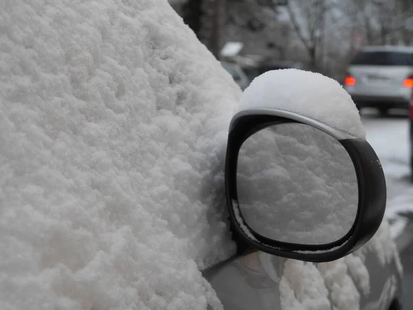 Snöig Backspegel Bil — Stockfoto