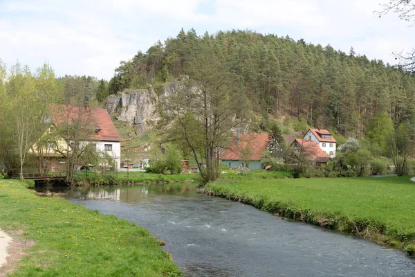 Lungsdorf Pegnitztal Pegnitz Franken Bayern Frankenalb Hersbrucker Schweiz Bach Fluss — Stock Fotó