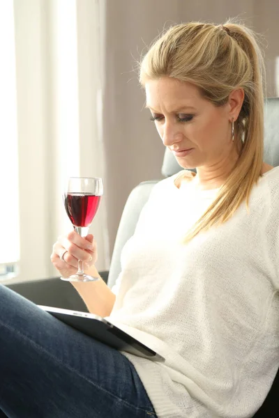 Woman Wine Glass Hand — Stock Photo, Image